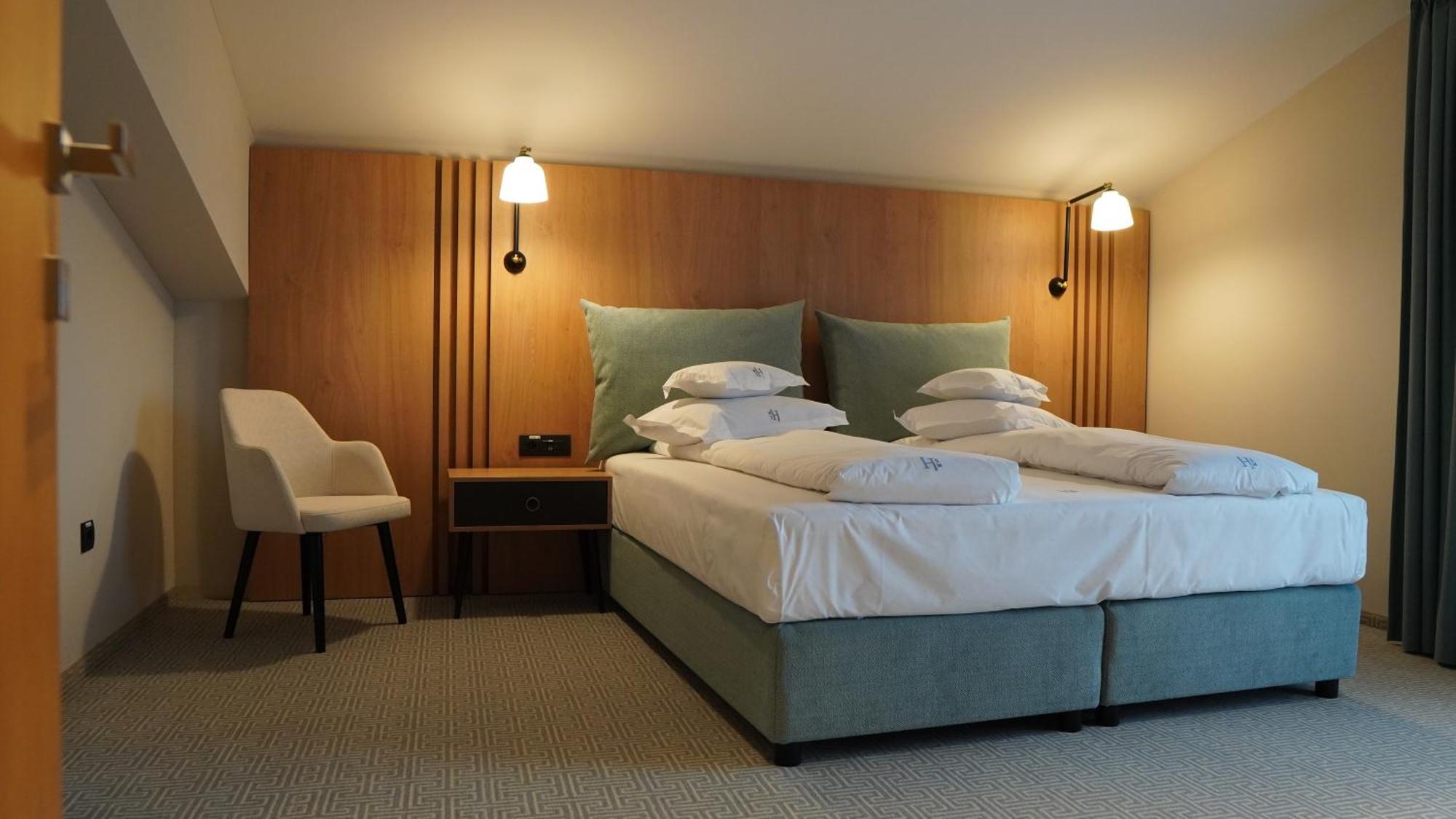 Hotel Sorin Mihai Cristian  Eksteriør bilde