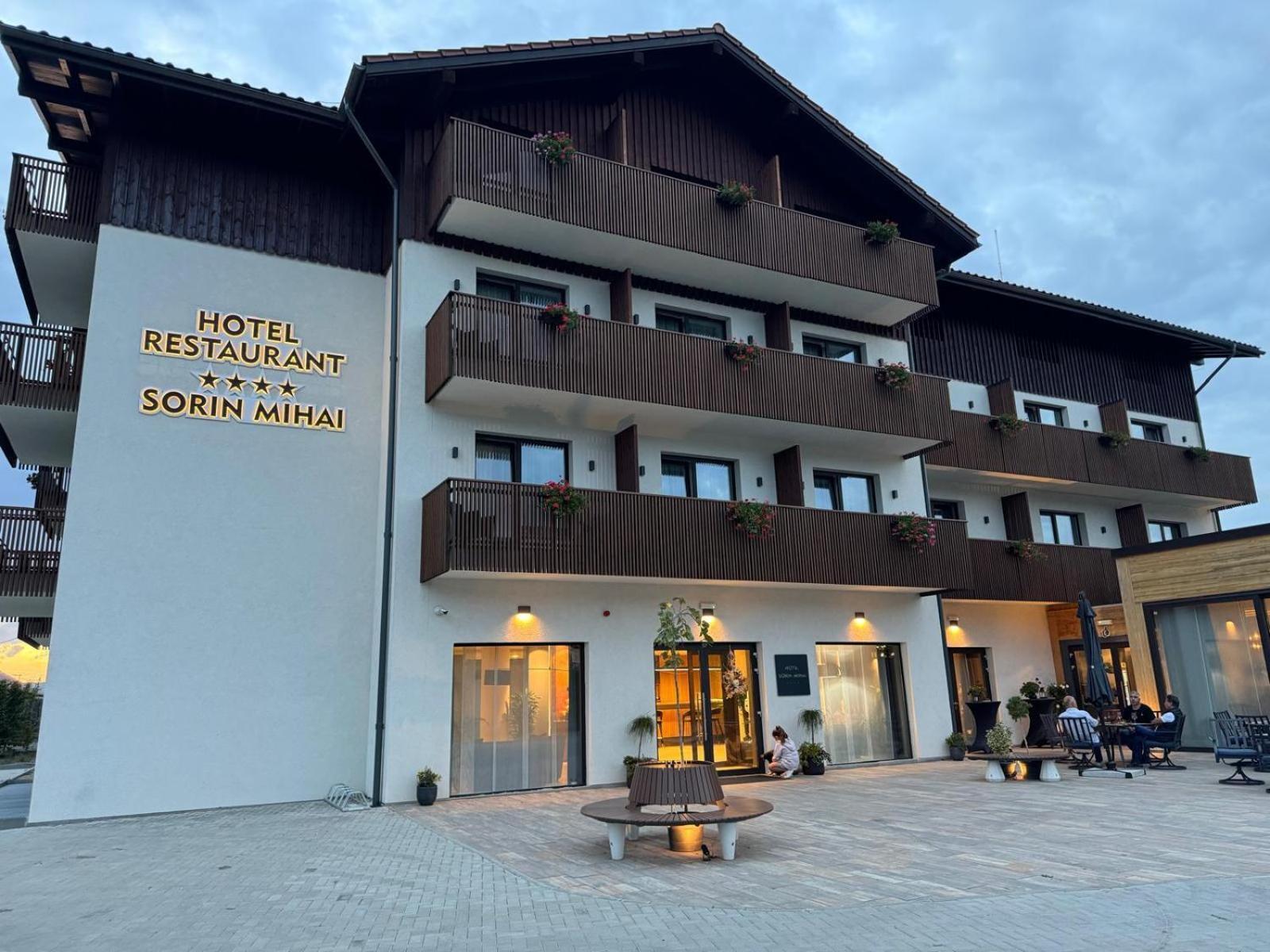 Hotel Sorin Mihai Cristian  Eksteriør bilde